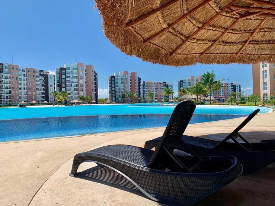 Magnificent View Of The Lagoon, With 7 Pools Apartment